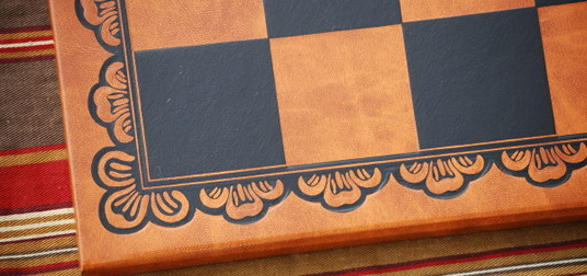 Rollup Thick Leather Chess Case, Mat and Weighted Chess Pieces - ChessBaron Chess  Sets Canada - Call (213) 325 6540