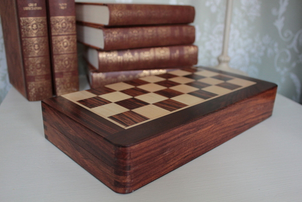 Rollup Thick Leather Chess Case, Mat and Weighted Chess Pieces - ChessBaron Chess  Sets Canada - Call (213) 325 6540