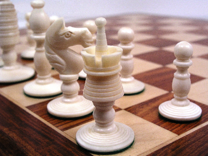 Ebony Chess Board with Rosewood Border - 2in Squares - ChessBaron Chess Sets Canada - Call (213) 325 6540